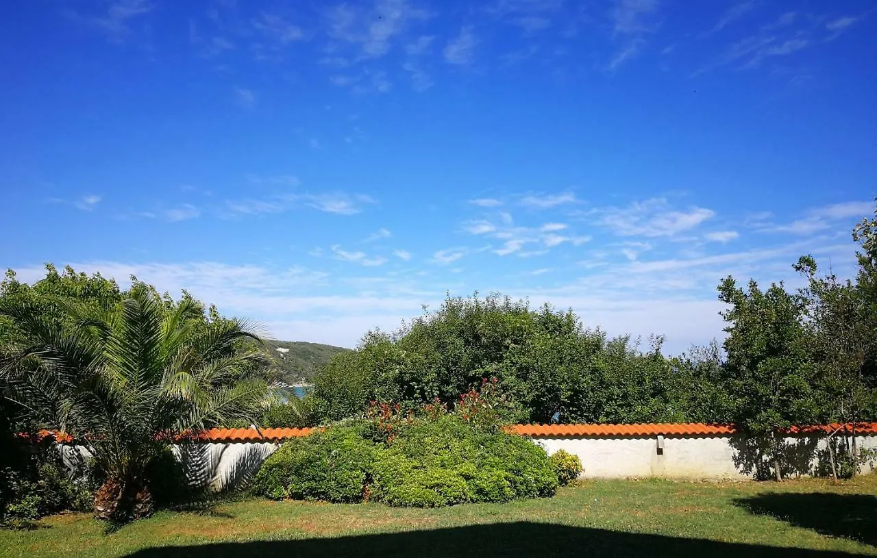 Family Friendly Apartments Island Rab Kampor